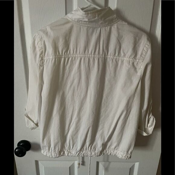 French cuff white lightweight jacket - Picture 4 of 5